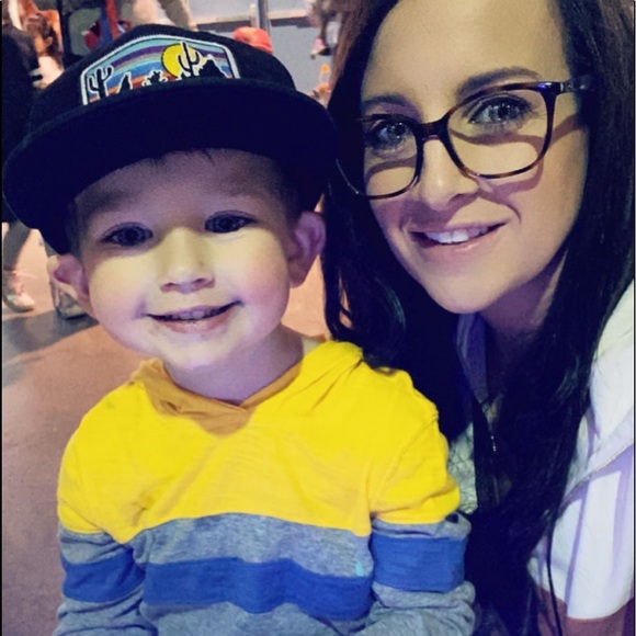 Meet your Posher, Sara - Picture 4 of 4